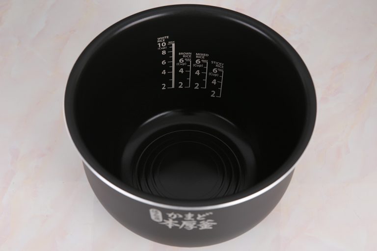 noi-com-dien-cao-tan-toshiba-rc-18ip1pv-4_aa6a4c012e7548b2b4de339c91c4bb43.jpg