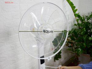 quat-dung-toshiba-f-lsd30-w-vn-7_1b5793784bff4f7489e9bbc6052da2c2.jpg